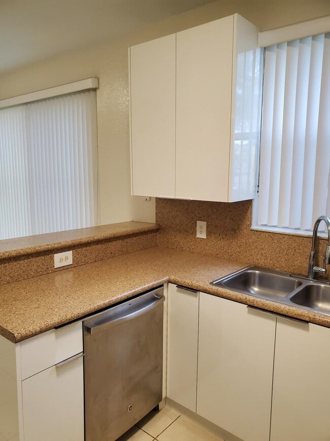 2286 Shoma Dr in West Palm Beach, FL - Foto de edificio - Building Photo