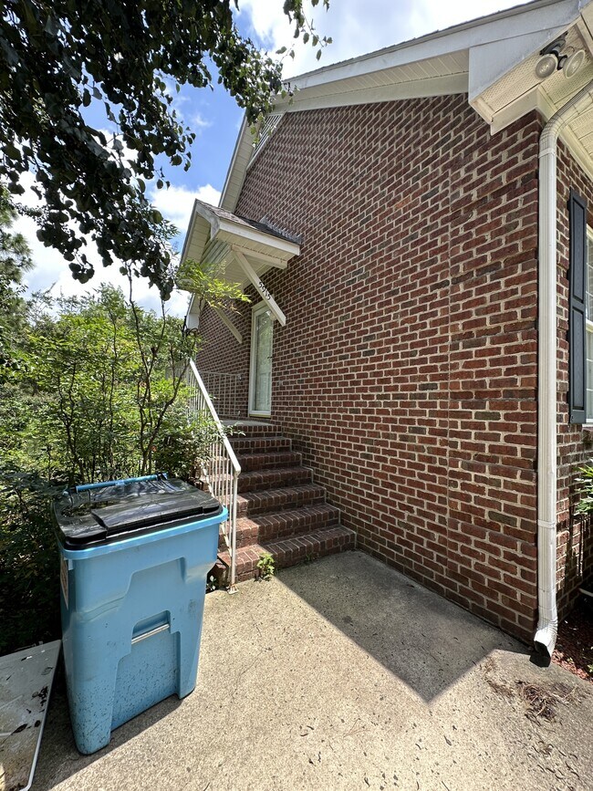 property at 5915 Quail Ridge Dr