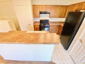 6324 Rolling Rose St in North Las Vegas, NV - Building Photo - Building Photo