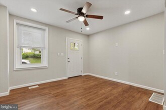 232 Main St in Hellertown, PA - Building Photo - Building Photo