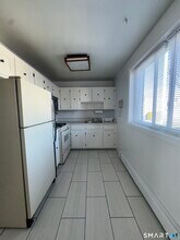 4 Van Zant St in Norwalk, CT - Foto de edificio - Building Photo