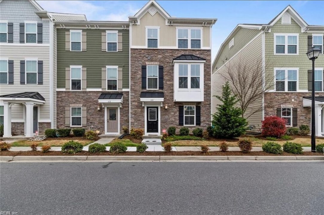 610 Reunion St in Chesapeake, VA - Building Photo