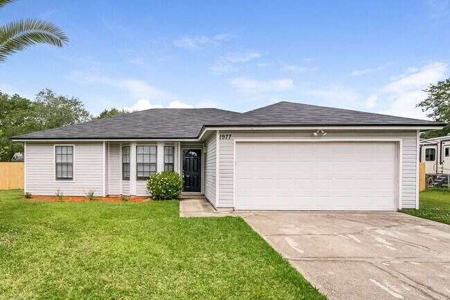 property at 1977 Apopka Dr