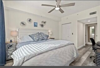 1840 Florida Club Cir, Unit Napoli Luxury Condominium in Naples, FL - Building Photo - Building Photo