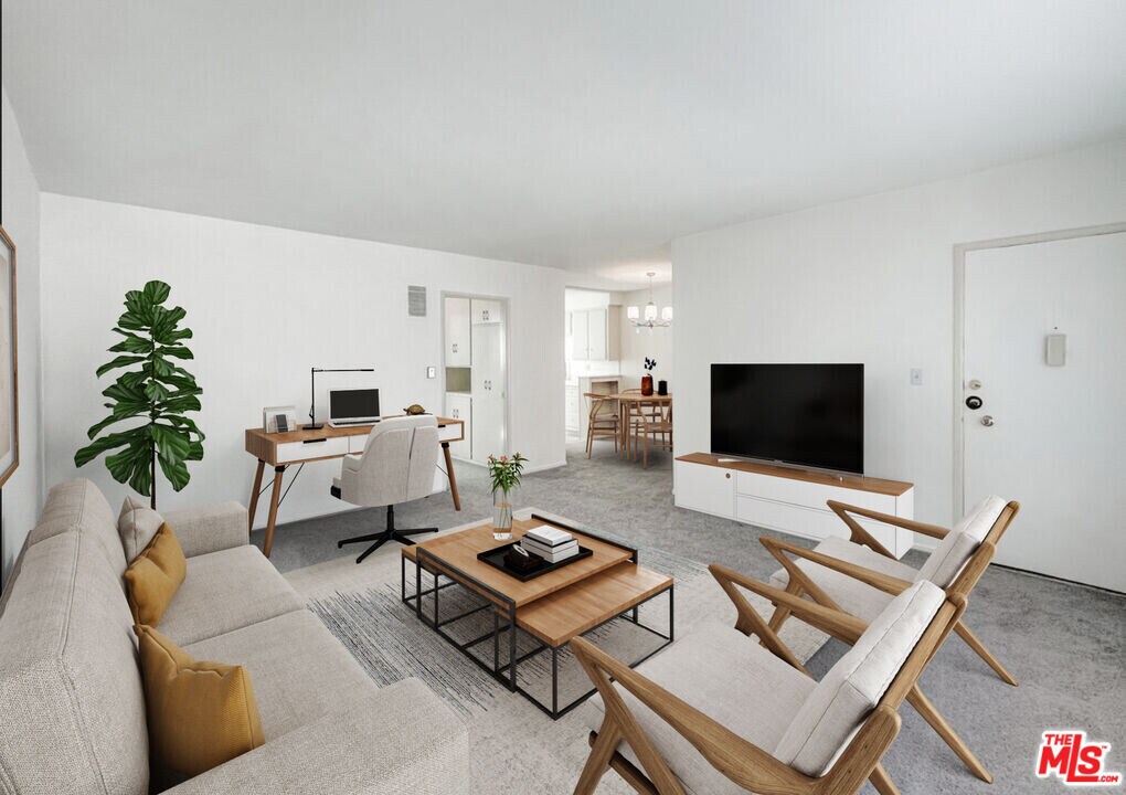 935 N Alfred St-Unit -9 in Los Angeles, CA - Building Photo