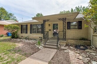 3119 Touraine Dr in Dallas, TX - Building Photo - Building Photo