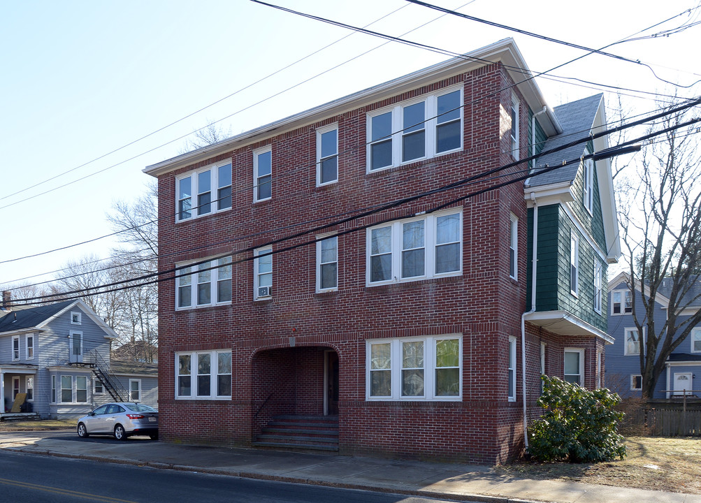 45 Peck in Attleboro, MA - Foto de edificio