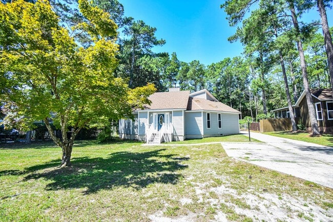 1808 Bryn Mawr Dr in Fayetteville, NC - Building Photo - Building Photo