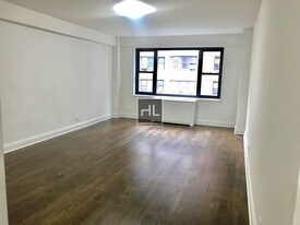 EAST 56 STREET, Unit 9L in New York, NY - Building Photo