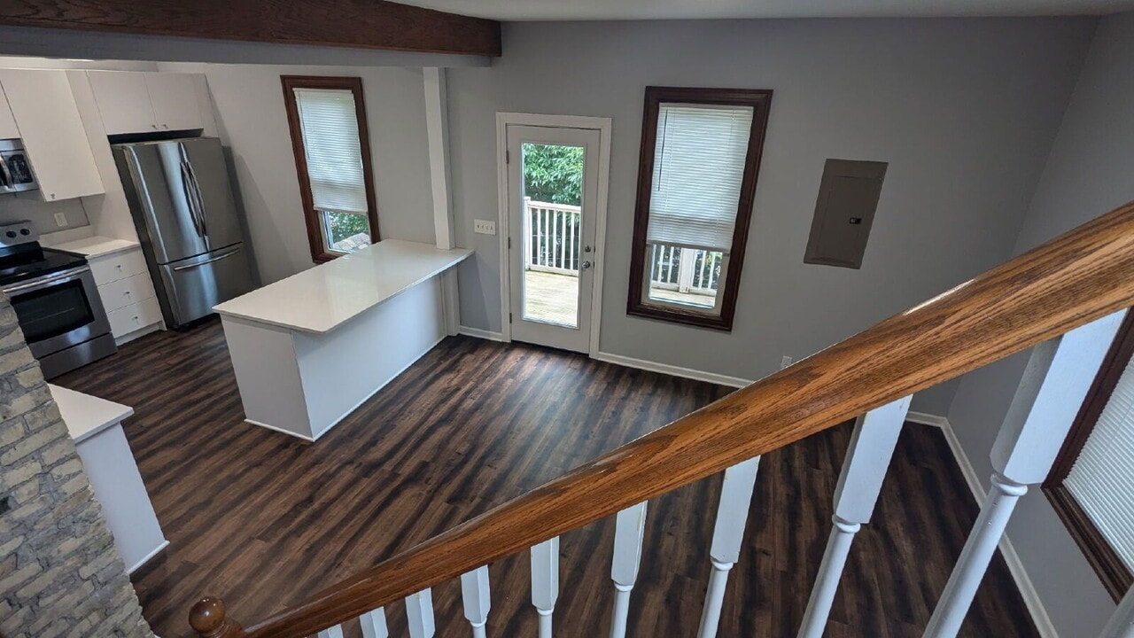 1908 E Webster Pl in Milwaukee, WI - Building Photo