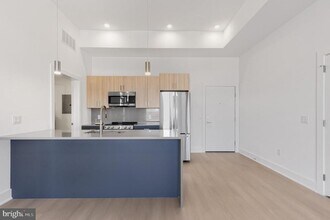 1731 Tilghman St in Philadelphia, PA - Building Photo - Building Photo