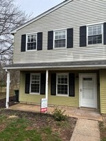 241 Washington Pl in Telford, PA - Building Photo