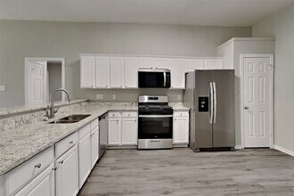 1015 S Wellsford Dr in Pearland, TX - Building Photo - Building Photo