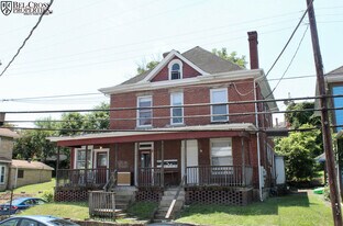 420-422-422 Pennsylvania Ave in Morgantown, WV - Building Photo