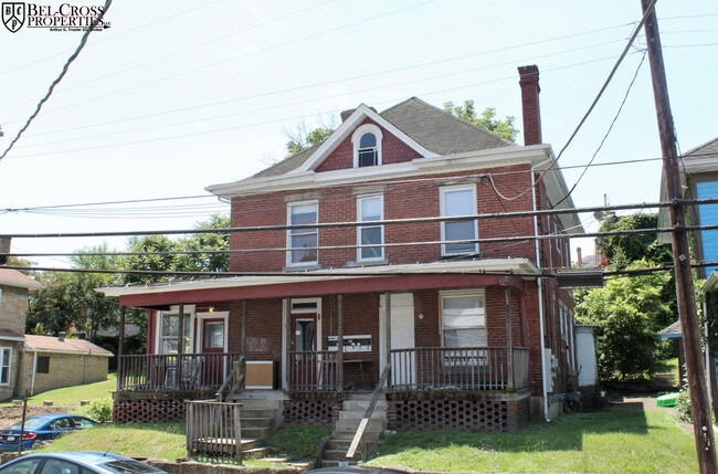 property at 420-422-422 Pennsylvania Ave