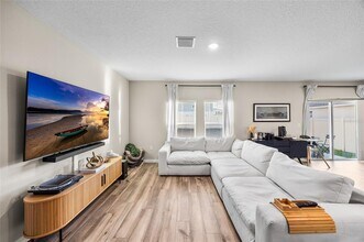 7798 Peace Lily Ave in Wesley Chapel, FL - Building Photo - Building Photo