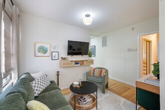 3920 Quigley St in Oakland, CA - Building Photo - Building Photo