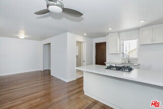 1113 Laveta Terrace in Los Angeles, CA - Building Photo - Building Photo