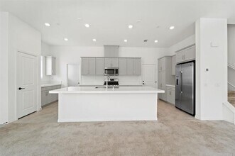 2027 Bluestone Cir in Chula Vista, CA - Building Photo - Building Photo