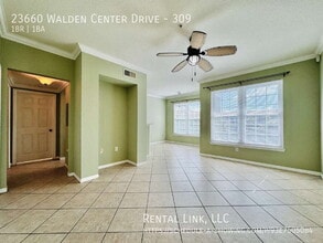 23660 Walden Center Dr in Estero, FL - Foto de edificio - Building Photo