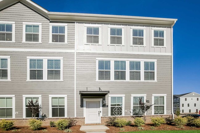 6169 Prosperity Ridge Rd in Charlotte, NC - Foto de edificio - Building Photo