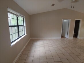 905 Tomahawk Ct in Tallahassee, FL - Building Photo - Building Photo
