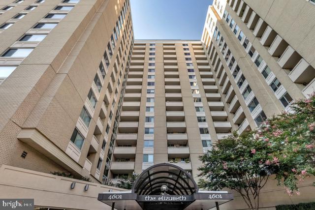 4601 N Park Ave in Chevy Chase, MD - Building Photo - Building Photo