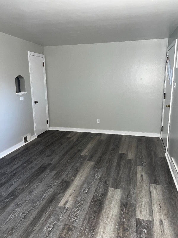 313 Orchard Dr in Pleasant Hills, PA - Building Photo - Building Photo