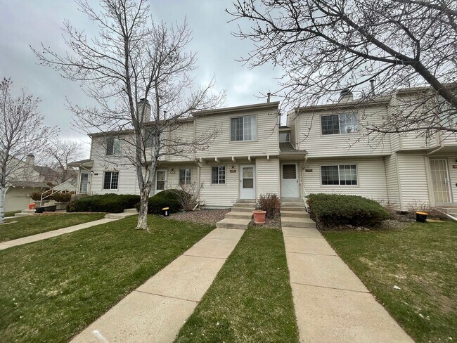 property at 4250 S Mobile Cir
