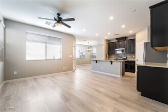 4742 San Marcello St in Las Vegas, NV - Building Photo - Building Photo