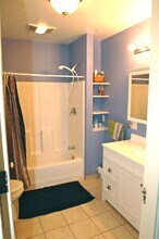 25 Gilman Falls Ave, Unit A in Old Town, ME - Foto de edificio - Building Photo