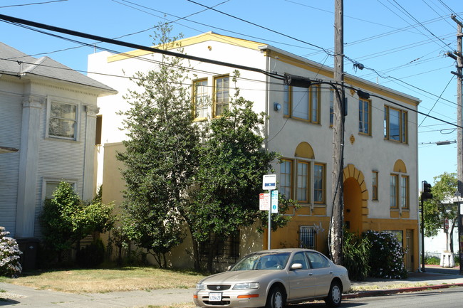 2511 Fulton St in Berkeley, CA - Building Photo - Building Photo