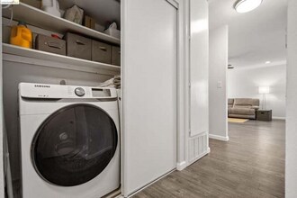 38 Asbury Ct in Pittsburg, CA - Building Photo - Building Photo