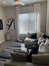 5204 Hershe St in Houston, TX - Building Photo - Building Photo