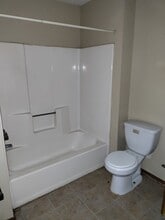 333 Station Crossing Dr, Unit B in Albany, GA - Building Photo - Building Photo