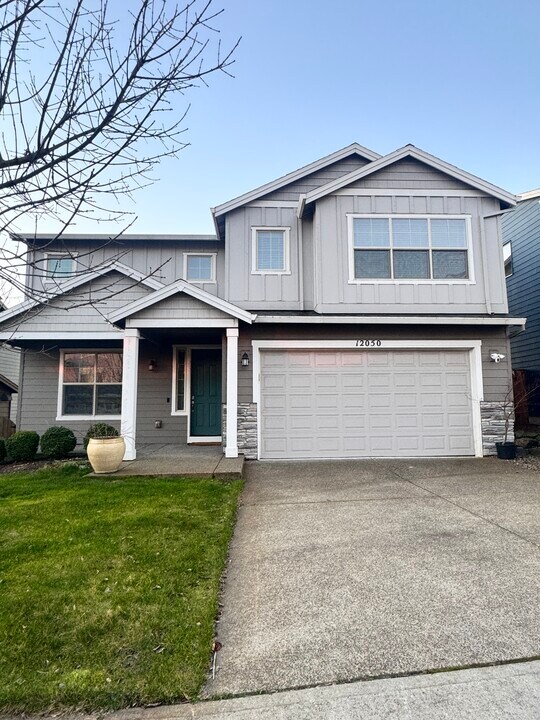 12050 SW Autumnview St in Tigard, OR - Building Photo