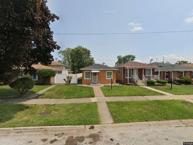 property at 16005 Gauger Ave