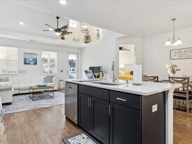 1388 Good Life Wy in Hardeeville, SC - Building Photo