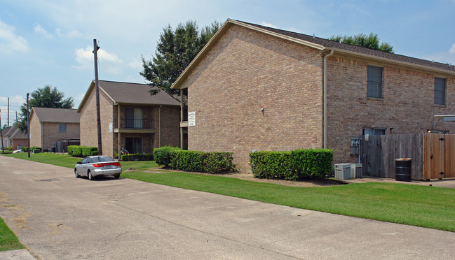 Briarwood II Apartments in Beaumont, TX - Foto de edificio - Building Photo