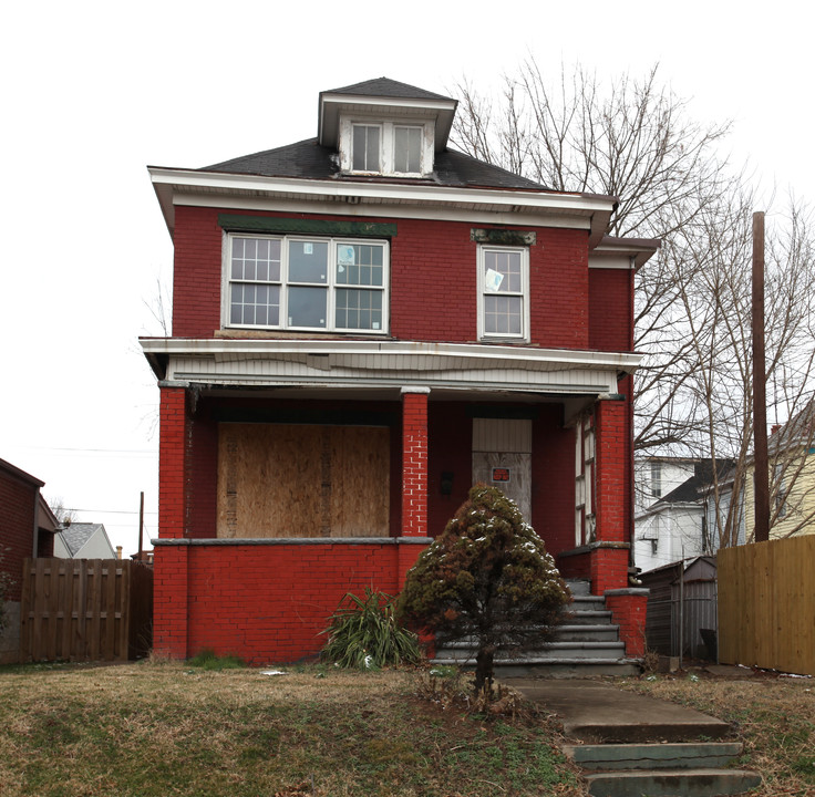 540 7th Ave in Huntington, WV - Building Photo