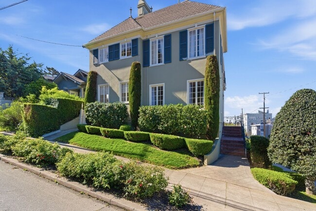 501-503 Mandana Blvd in Oakland, CA - Building Photo - Building Photo