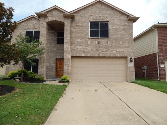 property at 19538 Otter Trail Ct