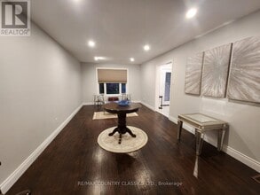 1210 Summit Dr in Peterborough, ON - Building Photo - Building Photo