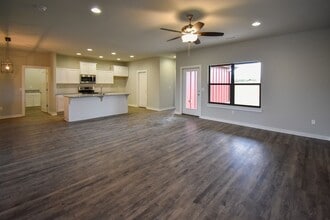 340 N Otoe St in Farmington, AR - Building Photo - Building Photo