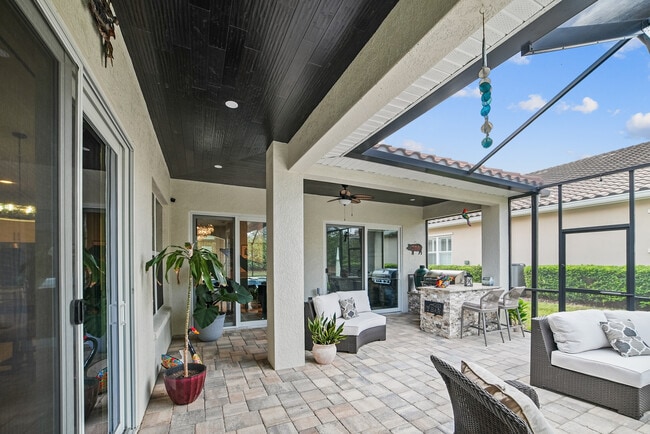 7291 Heather Sound Loop in Wesley Chapel, FL - Foto de edificio - Building Photo