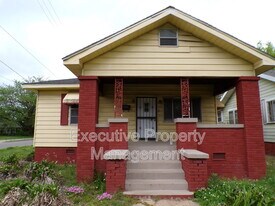 900 Center St in Birmingham, AL - Building Photo