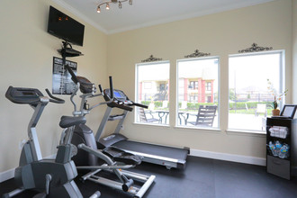 Oakbridge in Pearland, TX - Foto de edificio - Interior Photo
