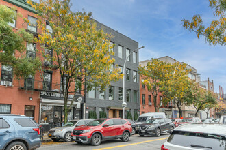 163 Columbia St in Brooklyn, NY - Foto de edificio - Building Photo