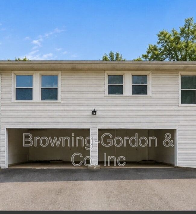 810 Bellevue Rd