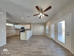 138 E Sycamore St in Fayetteville, AR - Building Photo - Building Photo